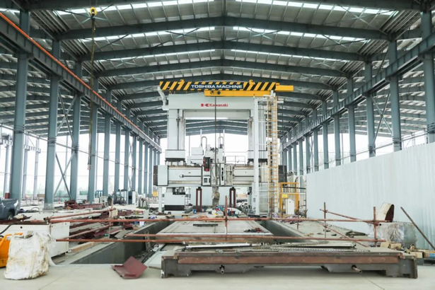 20260607王長俊現場推進重點產業項目和經濟增長點工作4.jpg